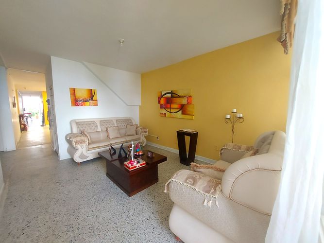 Apartamento de 5 alcobas en venta en Sotomayor, Bucaramanga, 248 m² · foto 2 de 14