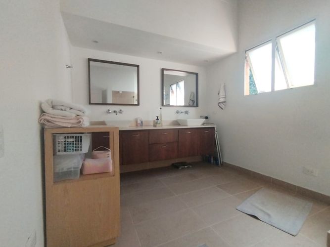 Casa de 4 alcobas en venta en Las Lomas No.1, Medellín, 367 m² · foto 17 de 18