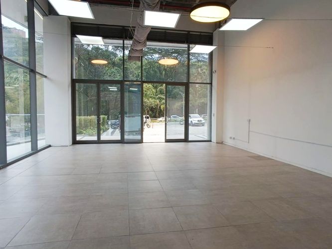 Local en arriendo en Castropol, Medellín, 85 m² · foto 3 de 14