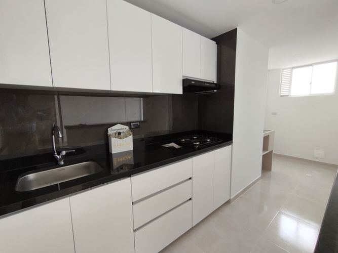 Apartamento de 3 alcobas en arriendo en San Francisco, Bucaramanga, 89 m² · foto 4 de 24