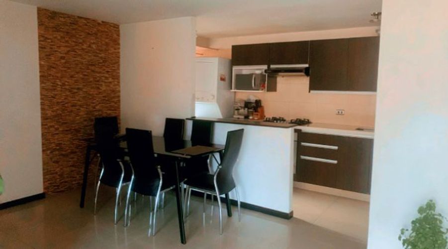 Apartamento de 3 alcobas en venta en Castropol, Medellín, 108 m² · foto 2 de 24