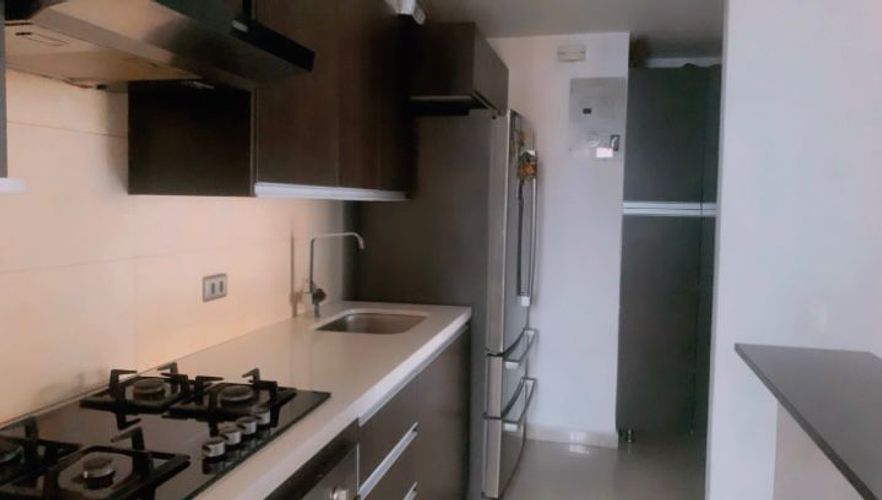 Apartamento de 3 alcobas en venta en Castropol, Medellín, 108 m² · foto 6 de 24
