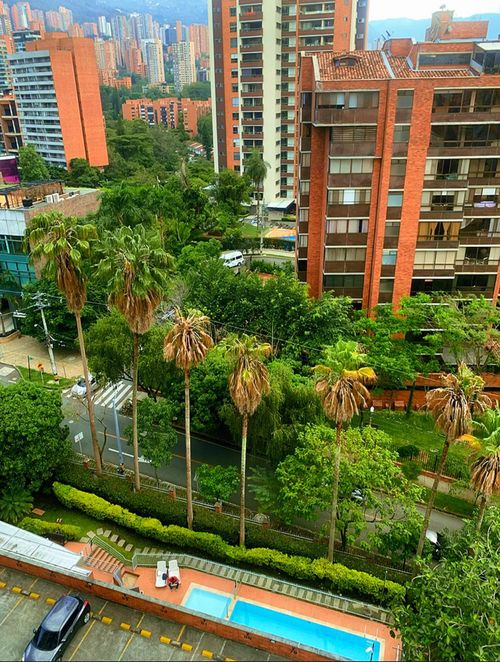 Apartamento de 3 alcobas en venta en Castropol, Medellín, 108 m² · foto 12 de 24