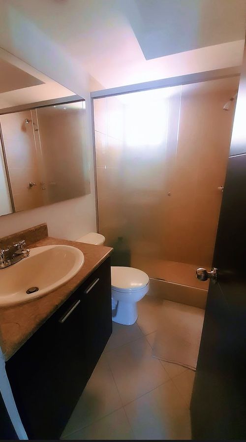 Apartamento de 3 alcobas en venta en Castropol, Medellín, 108 m² · foto 16 de 24