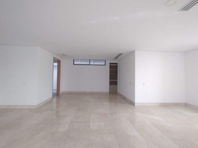 Casa de 4 alcobas en venta en Villa Campestre, Barranquilla, 354 m² · foto 5 de 21