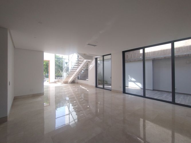 Casa de 4 alcobas en venta en Villa Campestre, Barranquilla, 354 m² · foto 6 de 21