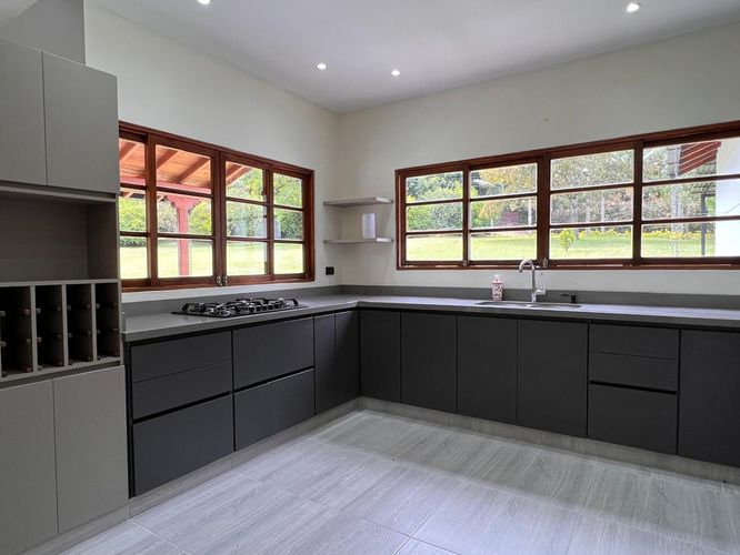 Casa de 3 alcobas en venta en La Ceja, 300 m² · foto 9 de 15