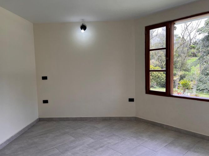 Casa de 3 alcobas en venta en La Ceja, 300 m² · foto 10 de 15