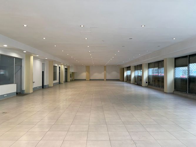 Local en arriendo en San Diego, Medellín, 1300 m² · foto 9 de 13