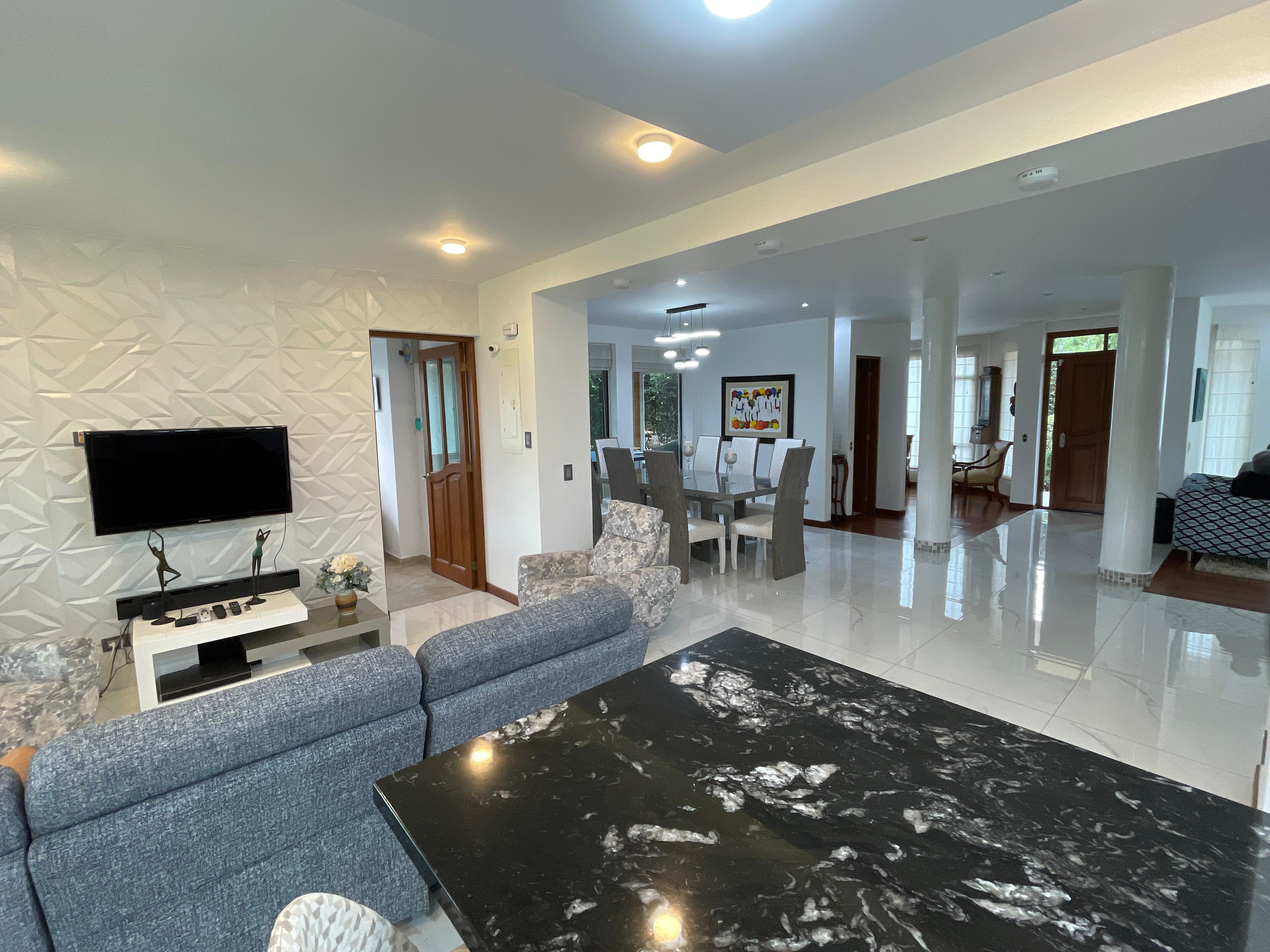 Casa en venta en Vda Canelon, Cajicá · foto 2 de 24
