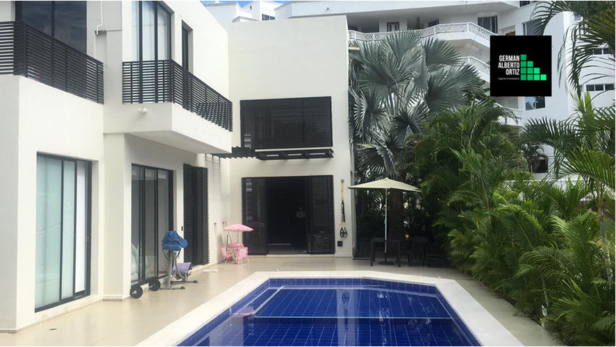 Casa de 4 alcobas en venta en Cn. Lagos Del Peñon, Girardot, 200 m² · foto 2 de 17