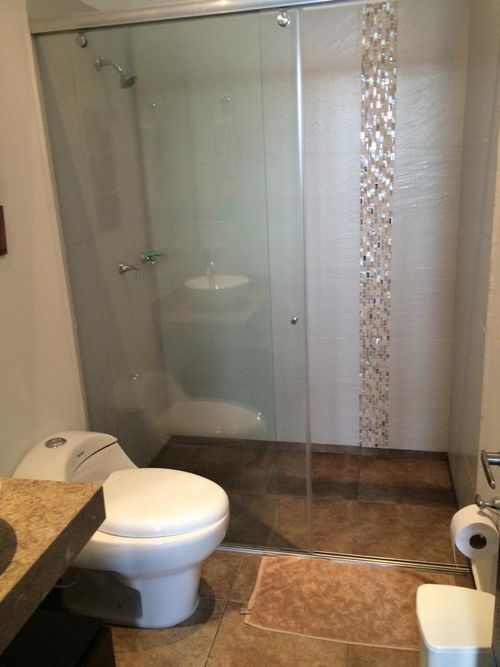 Casa de 4 alcobas en venta en Cn. Lagos Del Peñon, Girardot, 200 m² · foto 5 de 17