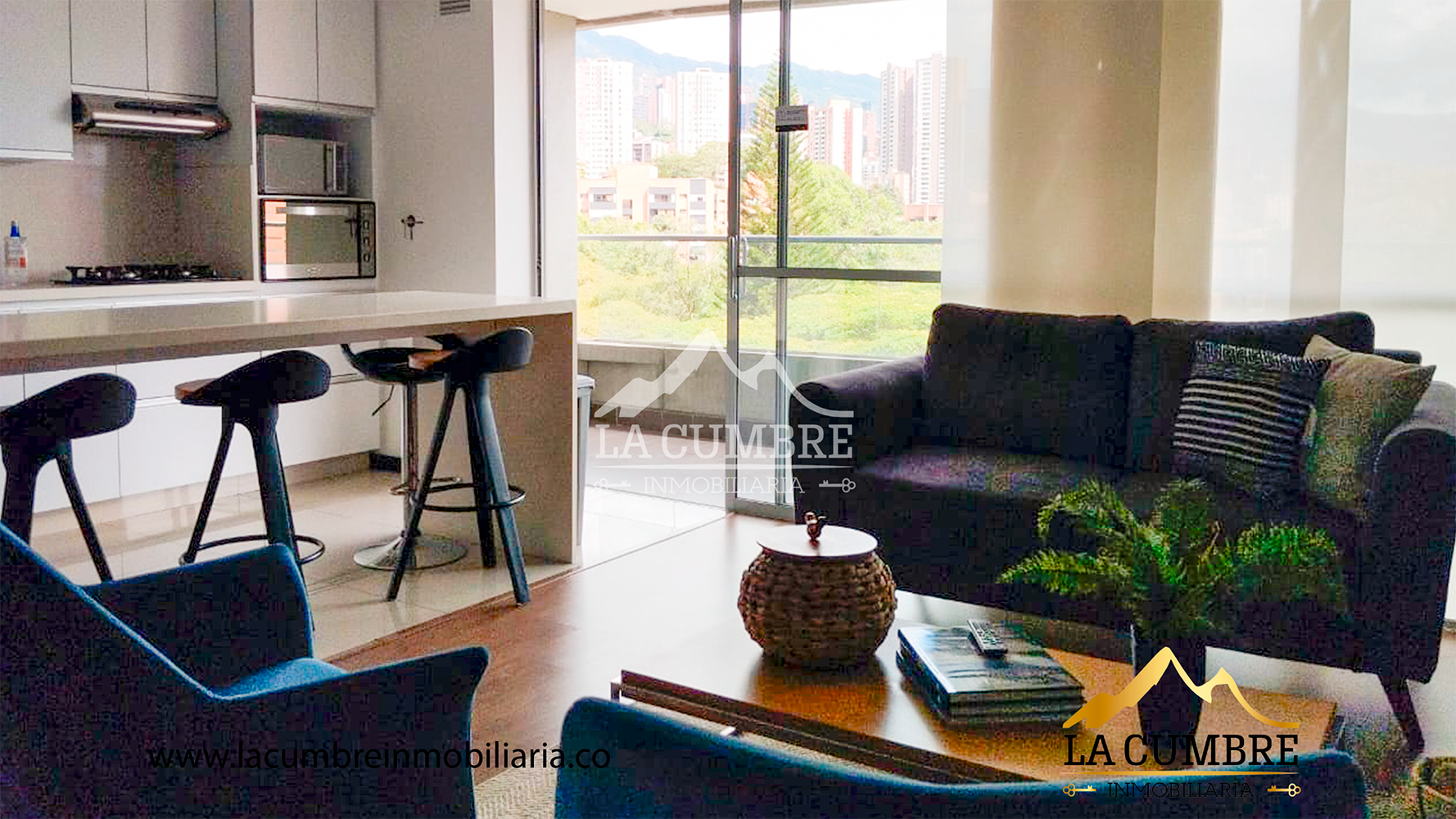 Apartamento en arriendo en Las Lomas No.1, Medellín · foto 2 de 13