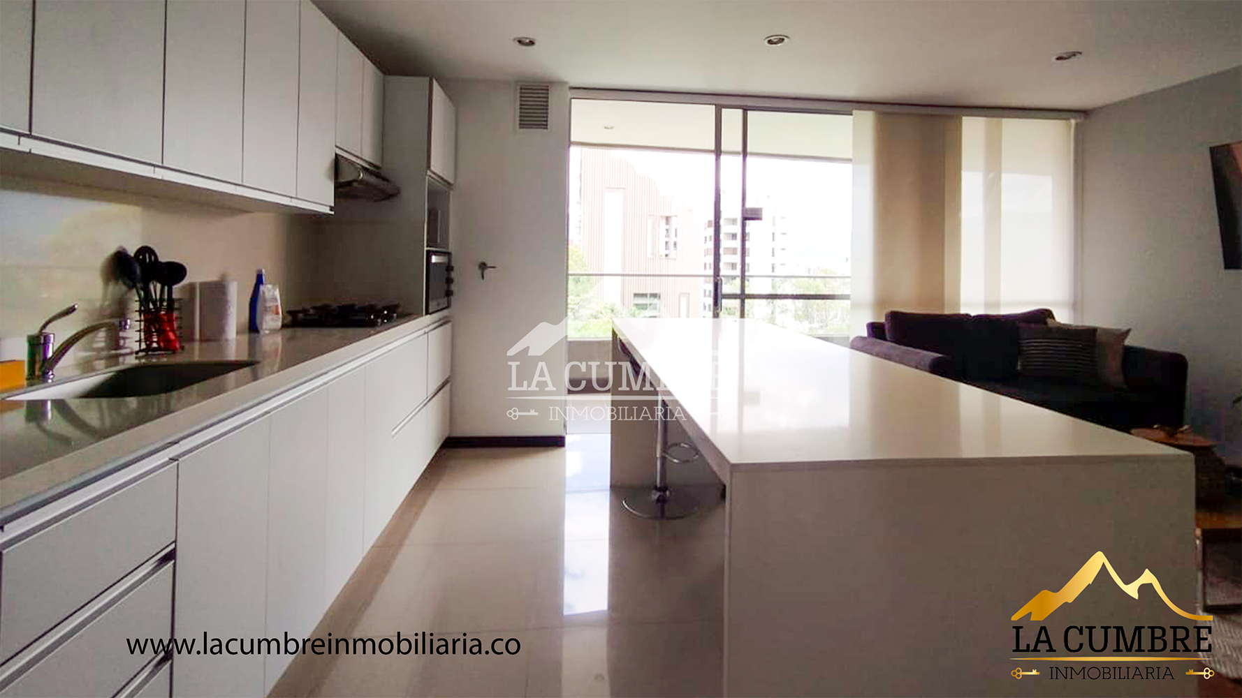 Apartamento en arriendo en Las Lomas No.1, Medellín · foto 5 de 13