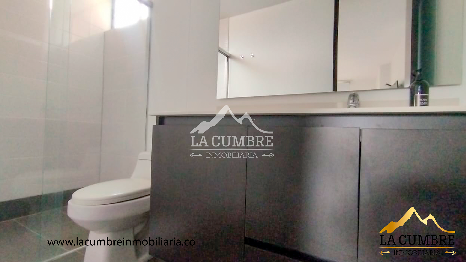 Apartamento en arriendo en Las Lomas No.1, Medellín · foto 10 de 13