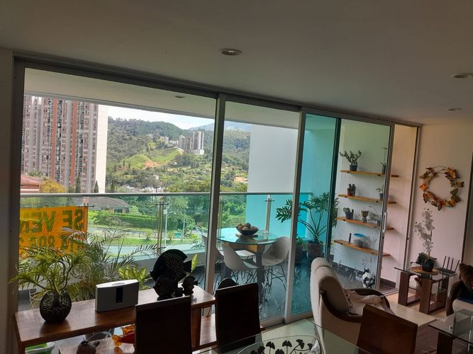 Apartamento de 3 alcobas en venta en Aves Maria, Sabaneta, 113 m² · foto 2 de 24