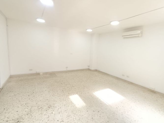Oficina en venta en San Fernando Nuevo, Cali, 25 m² · foto 13 de 14
