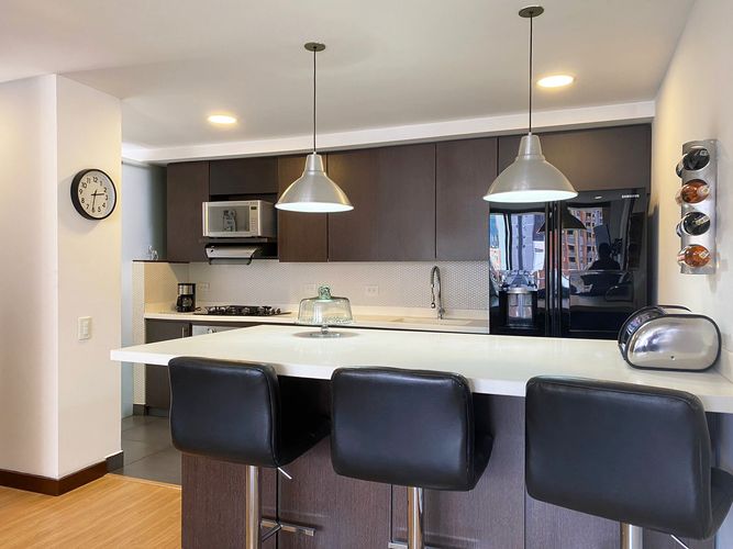 Apartamento de 2 alcobas en arriendo en Loma Del Esmeraldal, Envigado, 98 m² · foto 4 de 20