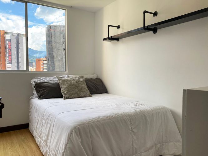 Apartamento de 2 alcobas en arriendo en Loma Del Esmeraldal, Envigado, 98 m² · foto 17 de 20
