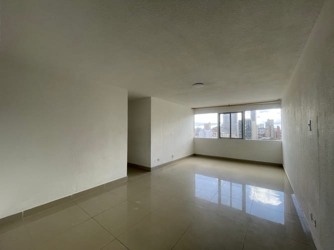 Apartamento de 3 alcobas en arriendo en Las Aguas, Bogotá, 79 m² · foto 8 de 17