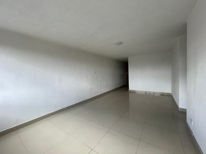 Apartamento de 3 alcobas en arriendo en Las Aguas, Bogotá, 79 m² · foto 9 de 17