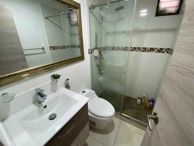 Apartamento de 3 alcobas en venta en El Ingenio, Cali, 105 m² · foto 2 de 24