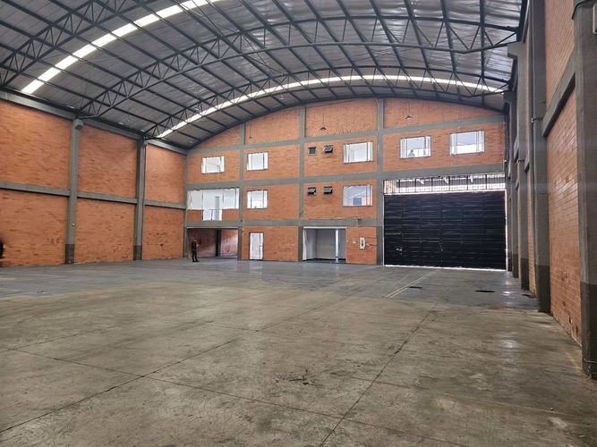 Bodega en arriendo en Novaterra, Mosquera, 1850 m² · foto 11 de 15