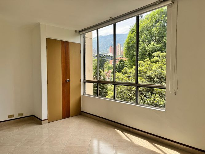 Apartamento en arriendo en La Florida, Medellín · foto 2 de 19