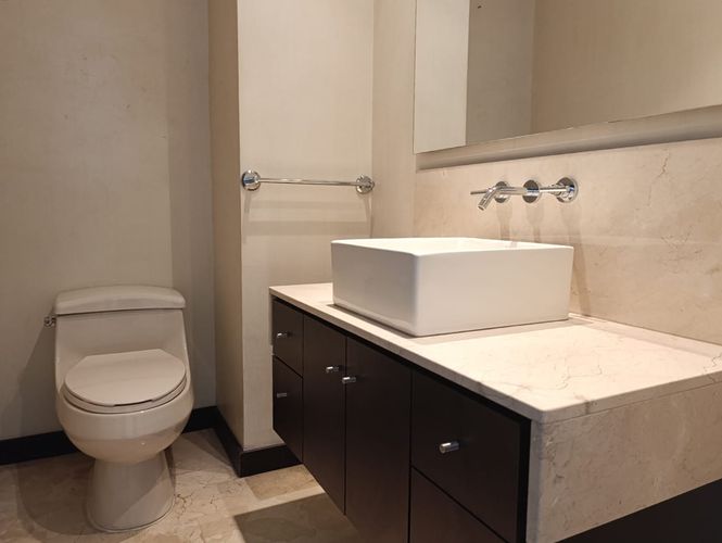 Apartamento de 3 alcobas en arriendo en La Calera, Medellín, 265 m² · foto 17 de 20