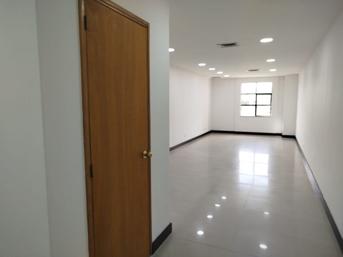 Oficina en arriendo en La Florida, Medellín, 49 m² · foto 4 de 18