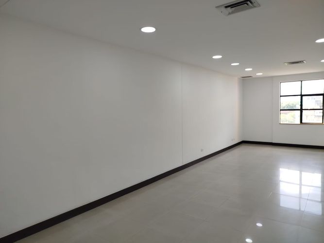 Oficina en arriendo en La Florida, Medellín, 49 m² · foto 6 de 18