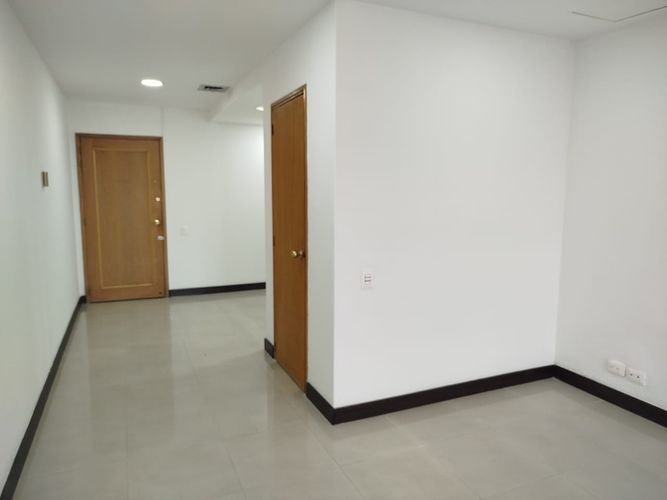 Oficina en arriendo en La Florida, Medellín, 49 m² · foto 7 de 18