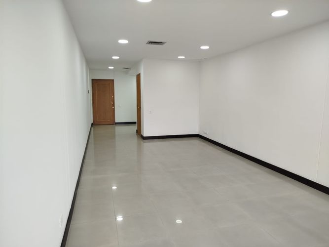 Oficina en arriendo en La Florida, Medellín, 49 m² · foto 8 de 18