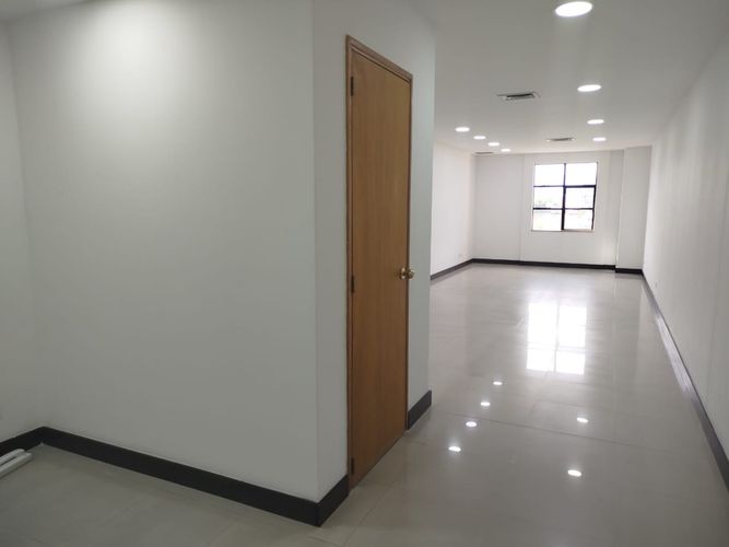 Oficina en arriendo en La Florida, Medellín, 49 m² · foto 13 de 18