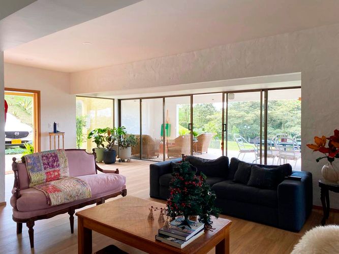 Casa de 3 alcobas en venta en Vía Las Palmas, Envigado, 310 m² · foto 6 de 17