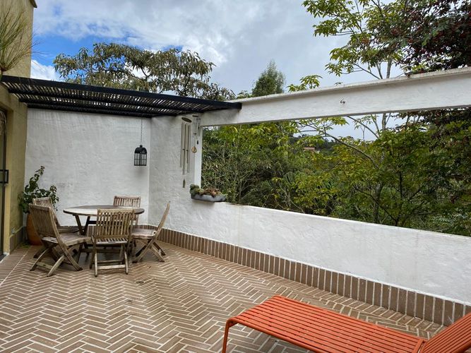 Casa de 3 alcobas en venta en Vía Las Palmas, Envigado, 310 m² · foto 8 de 17