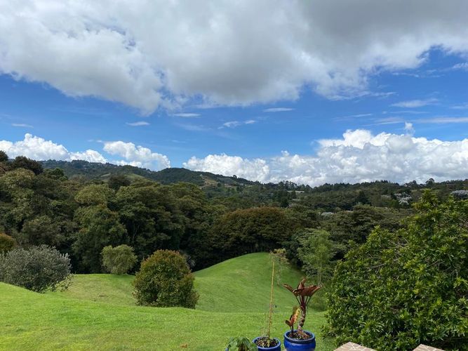Casa de 3 alcobas en venta en Vía Las Palmas, Envigado, 310 m² · foto 17 de 17