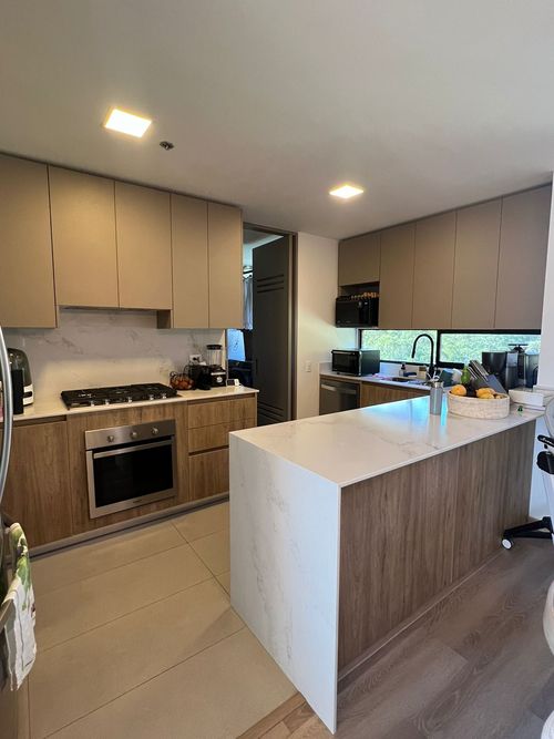 Apartamento en venta en El Poblado, Medellín · foto 4 de 10
