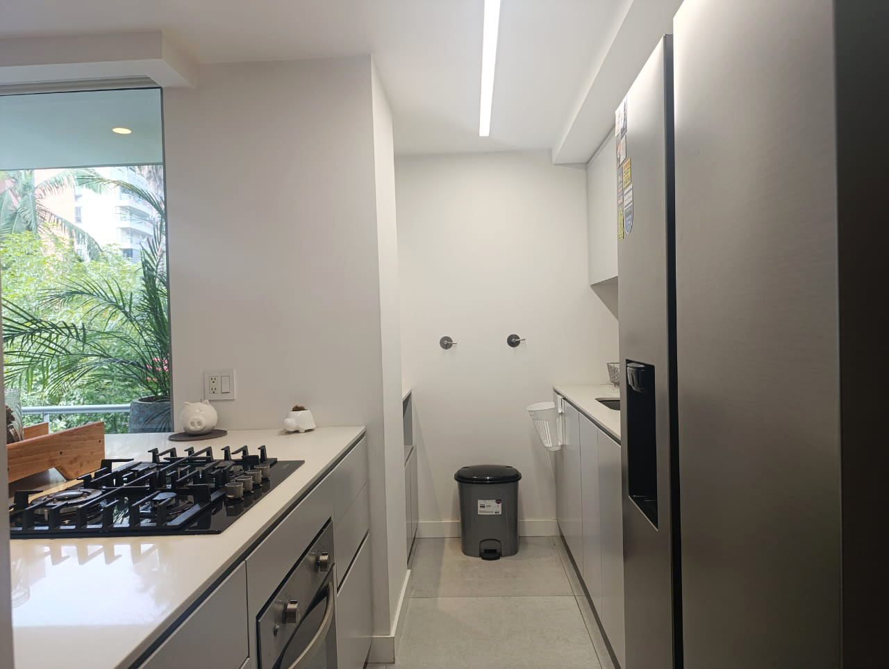 Apartamento en arriendo en Los Balsos No.2, Medellín · foto 6 de 19