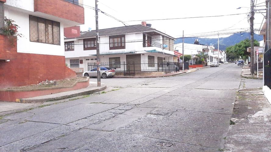 Casa de 3 alcobas en venta en Emporio, Villavicencio, 142 m² · foto 3 de 24