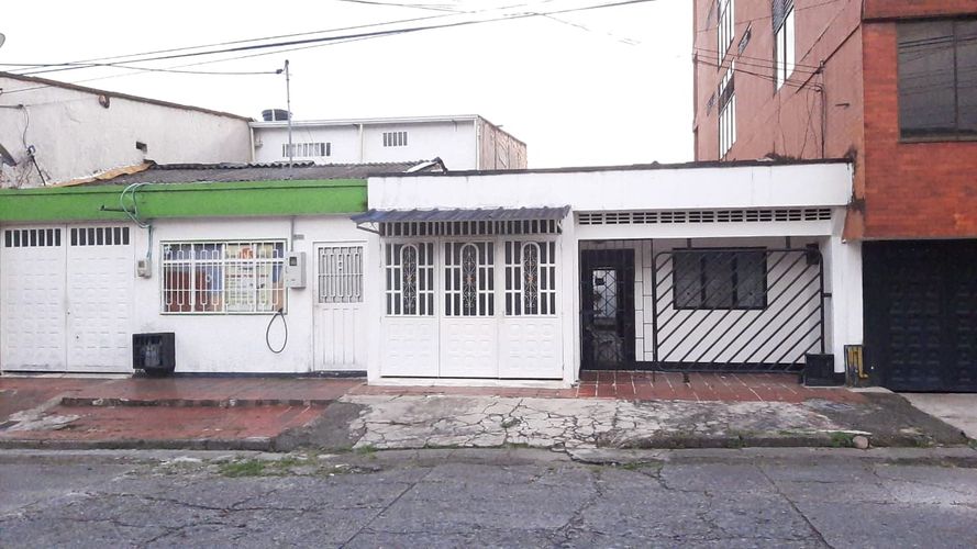 Casa de 3 alcobas en venta en Emporio, Villavicencio, 142 m² · foto 13 de 24