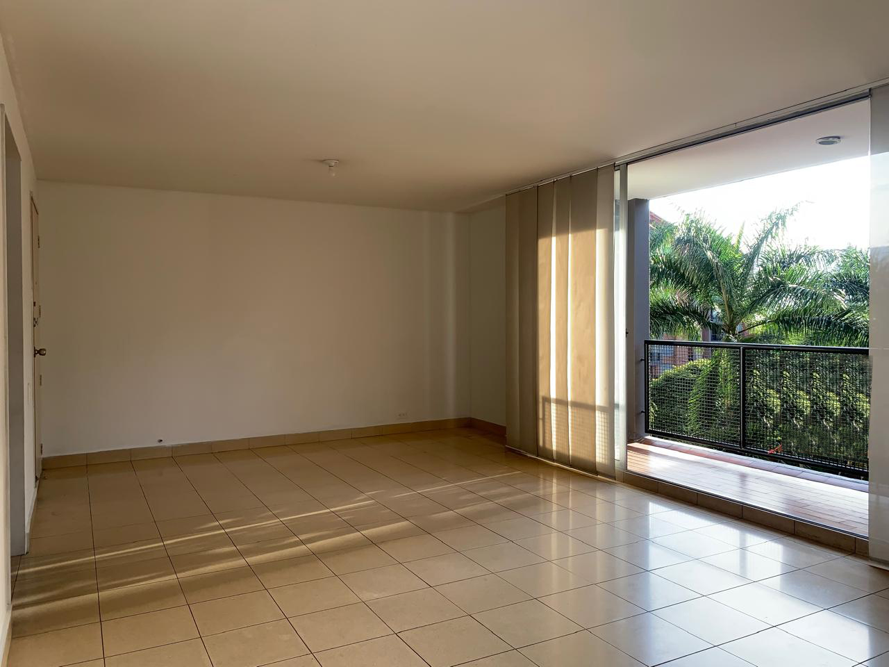 Apartamento en venta en Alejandria, Medellín · foto 2 de 16