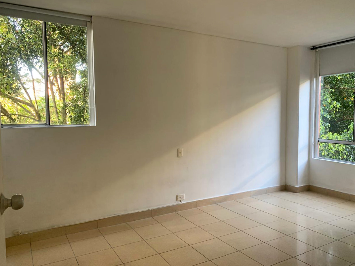 Apartamento en venta en Alejandria, Medellín · foto 3 de 16