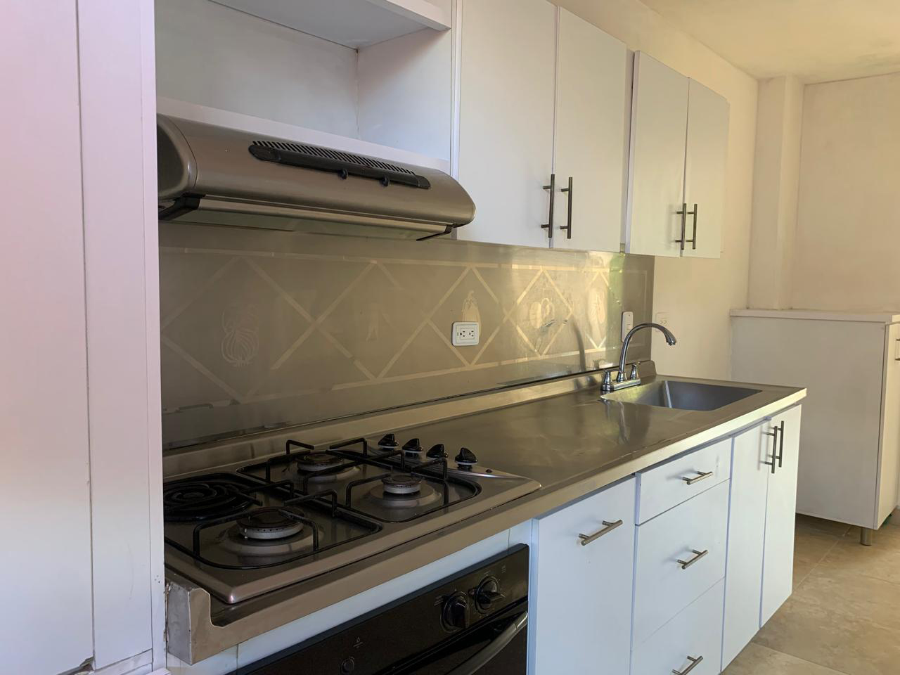 Apartamento en venta en Alejandria, Medellín · foto 5 de 16