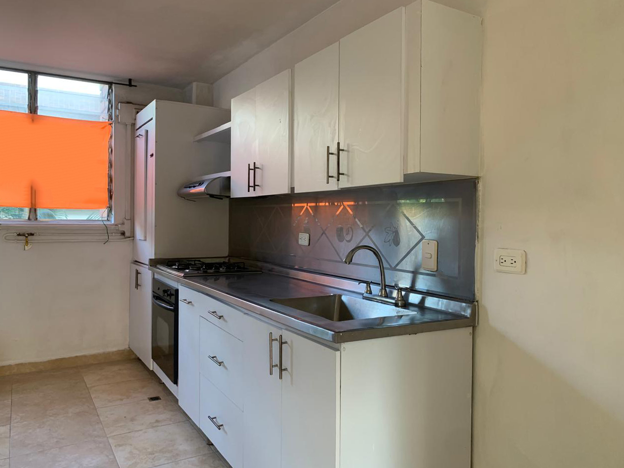 Apartamento en venta en Alejandria, Medellín · foto 7 de 16
