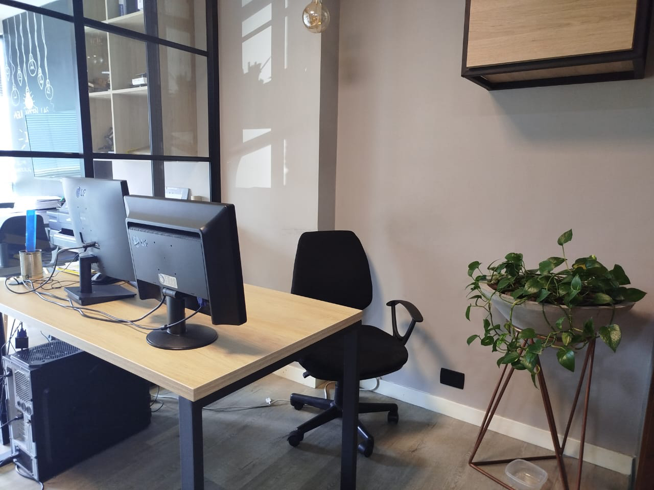 -1BR Office in El tesoro (41 m²) for Sale - 3