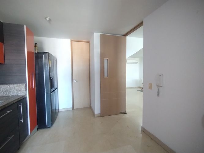 Apartamento de 4 alcobas en venta en Conjunto Residencial El Encanto, Barranquilla, 213 m² · foto 9 de 19