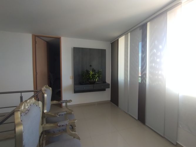 Apartamento de 4 alcobas en venta en Conjunto Residencial El Encanto, Barranquilla, 213 m² · foto 11 de 19