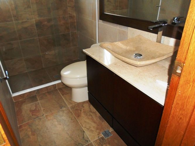 Casa de 4 alcobas en arriendo en San Lucas, Medellín, 318 m² · foto 15 de 16