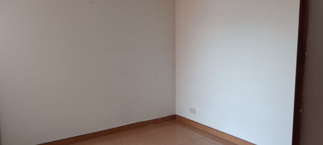 Apartamento de 3 alcobas en venta en Cr. Azafran, Soacha, 57 m² · foto 7 de 15